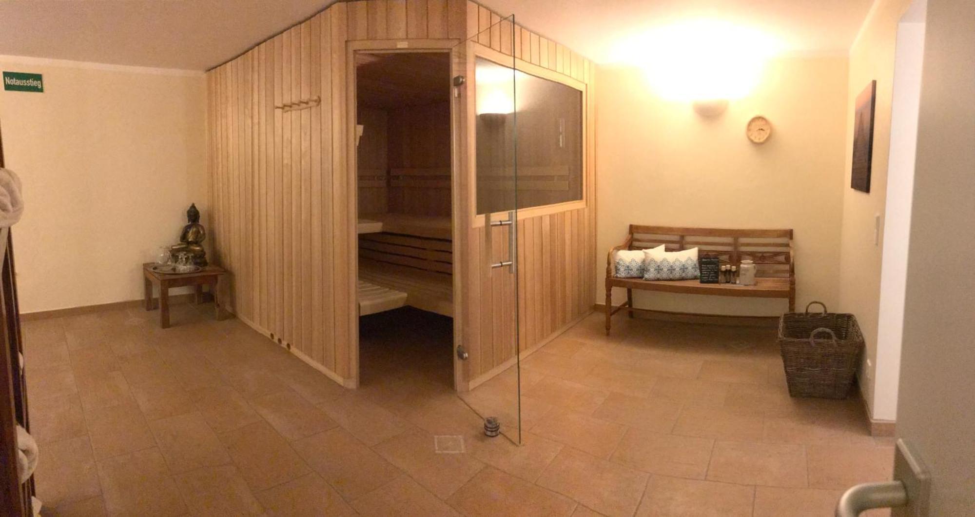 Landhaus Marinella Hotel Garni Bad Wiessee Ngoại thất bức ảnh