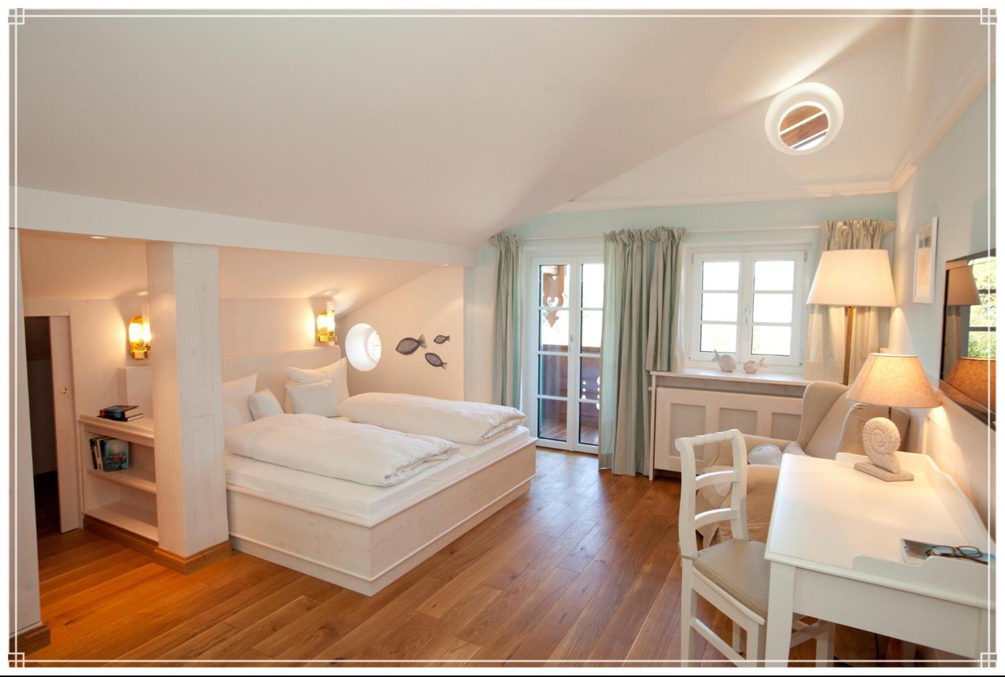Landhaus Marinella Hotel Garni Bad Wiessee Ngoại thất bức ảnh